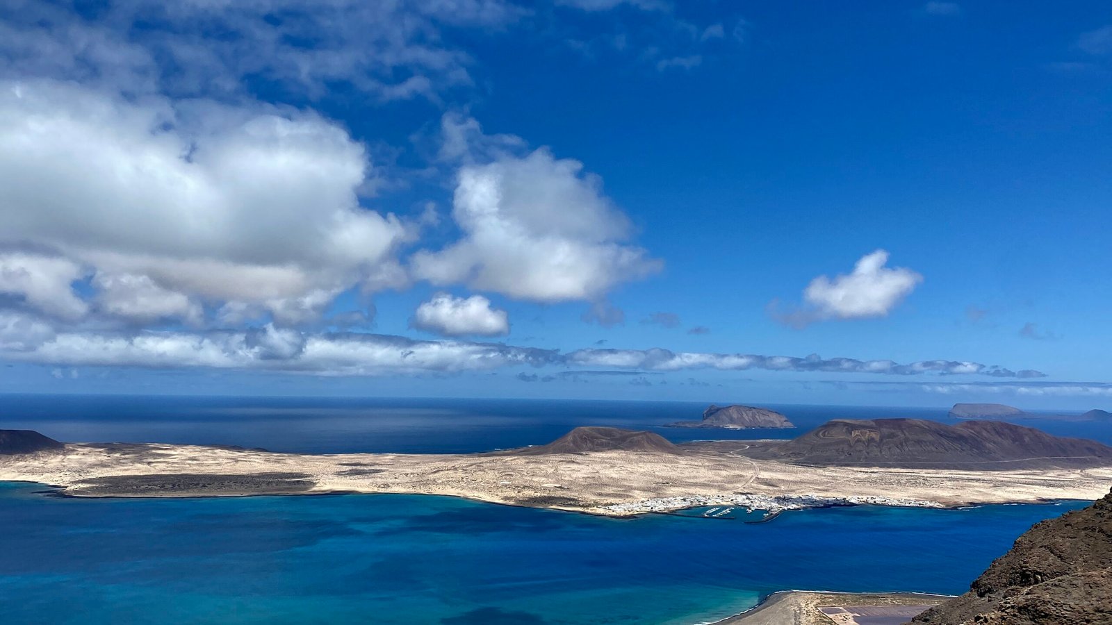 A scenic view of the Canary Islands showcasing their natural beauty and vibrant landscapes.